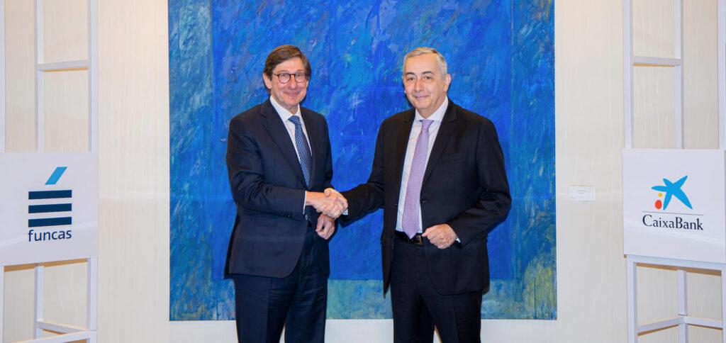 José Ignacio Goirigolzarri y Carlos Ocaña en la firma