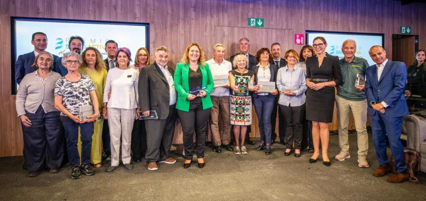 Participantes en la ceremonia de los Premios Salud Activa en Barcelona