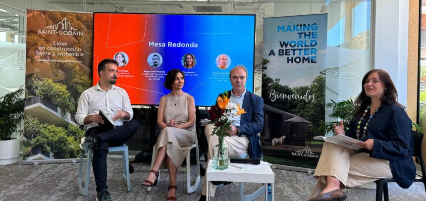 Mesa redonda en la presentación del Barómetro 2024