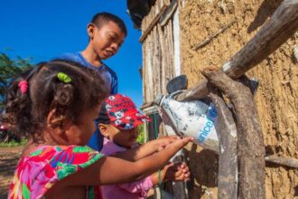 Tarjeta Unicef del Banco de Occidente, reconocida por su aporte a los ODS