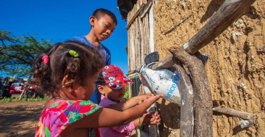 Tarjeta Unicef del Banco de Occidente, reconocida por su aporte a los ODS