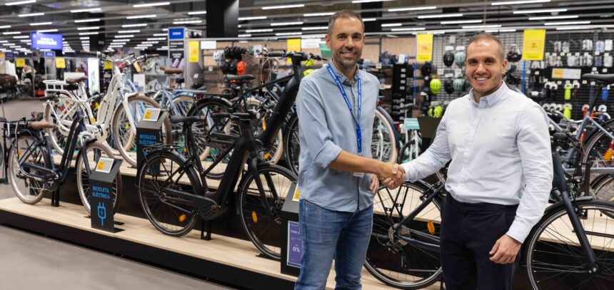 Decathlon y AMBE tienen como objetivo fomentar el uso de la bicicleta entre los ciudadanos