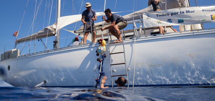 Equipo de voluntarios del proyecto en el Mediterráneo