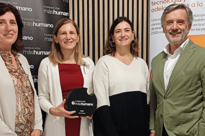 (De izq.a dcha. Beatriz Sánchez Guitián (directora general Fundación máshumano), Ana Valdivielso (directora RRHH GSK España), Ana Palazón (responsable RRHH GSK), Tomás Pereda (subdirector general Fundación máshumano)