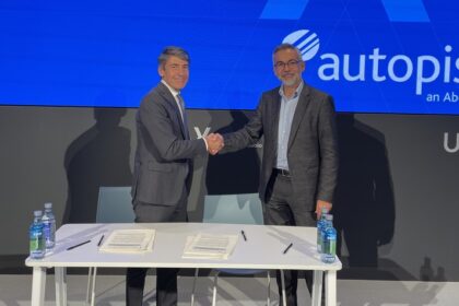 Autopistas y la Universidad Alfonso X el Sabio refuerzan su colaboración con un acuerdo para fomentar la seguridad vial, la innovación y la sostenibilidad