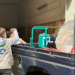 Personas con mascarilla trabajando en Valencia