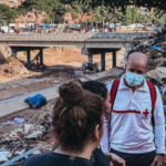 Desde el inicio de la emergencia, Cruz Roja colabora y trabaja de manera coordinada con el resto de intervinientes