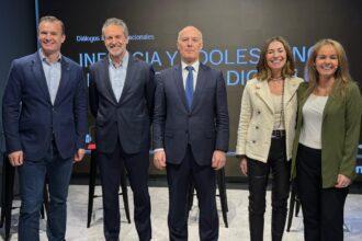 Presentación del informe "Infancia y adolescencia en entornos digitales"