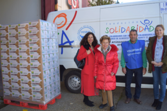 Gullón dona productos al Banco de Alimentos