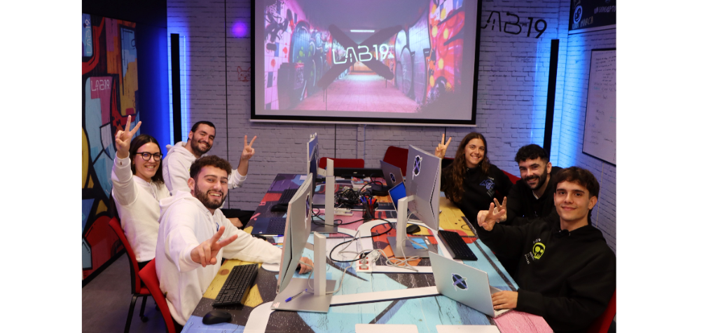 Imagen de los jóvenes participantes en la segunda edición del programa de innovación ‘Business Tech LAB’