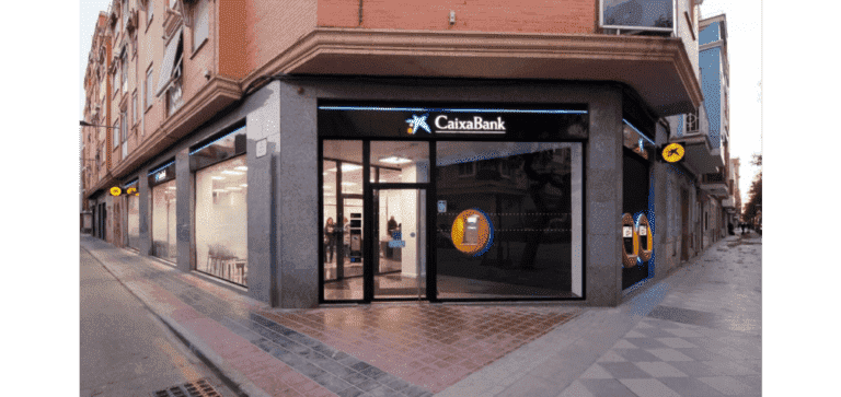 Oficina de CaixaBank en la localidad valenciana de Albal