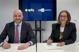 Firma del nuevo acuerdo entre CEAJE y qdq - Imagen cedida por CEAJE