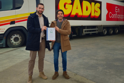 GADISA recibiendo el certificado de Saica Natur