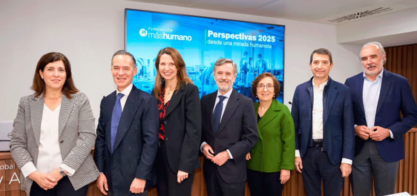 Beatriz Sánchez (Fundación máshumano), Íñigo Sagardoy (Fundación máshumano y Sagardoy Abogados), Ana Argelich (MSD España), Tomás Pereda (Fundación máshumano), Emma Fernández (Consejera independiente experta en transformación digital), Rafael Doménech (BBVA Research) y Plácido Fajardo (Leaderland)