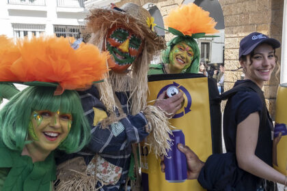 Cada Lata Cuenta, por el reciclaje en el Carnaval de Cádiz