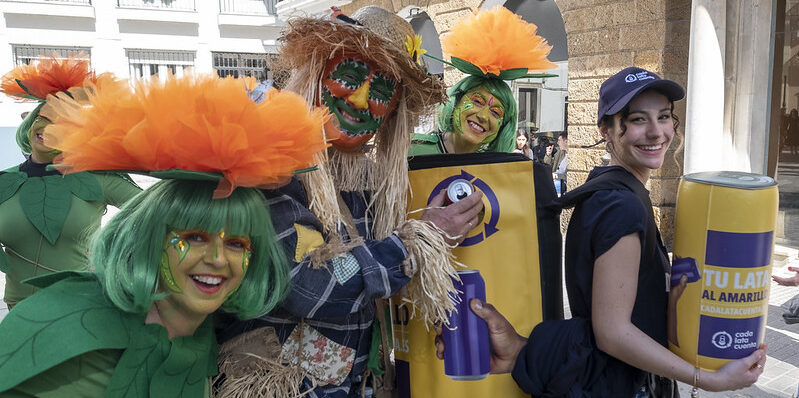 Cada Lata Cuenta, por el reciclaje en el Carnaval de Cádiz