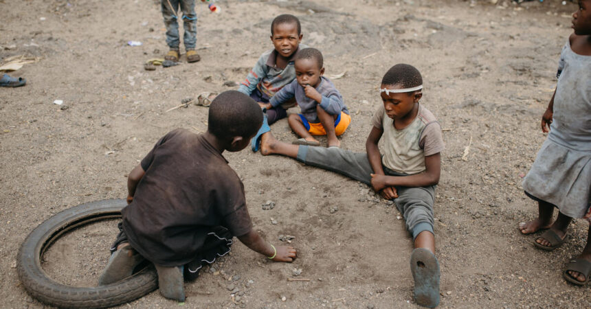 Campo de desplazados internos de Bulengo, en las afueras de Goma (RDC) - Crisis humanitaria (Comité de Emergencia Español)