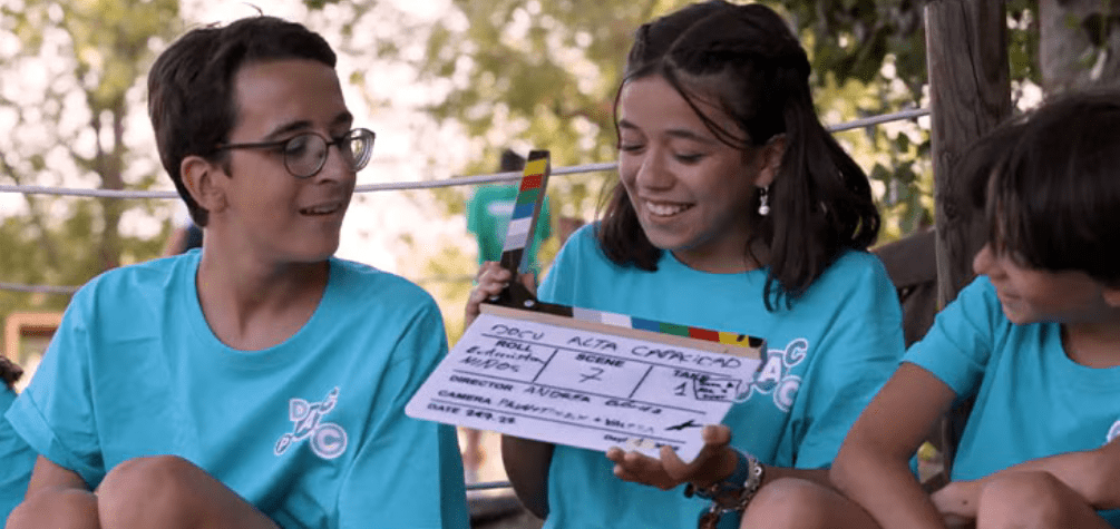 Algunos de los niños y niñas que participan en el documental 'Altas capacidades (Out of the box)'
