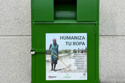 Contenedor de ropa Humana Vegalsa-Eroski