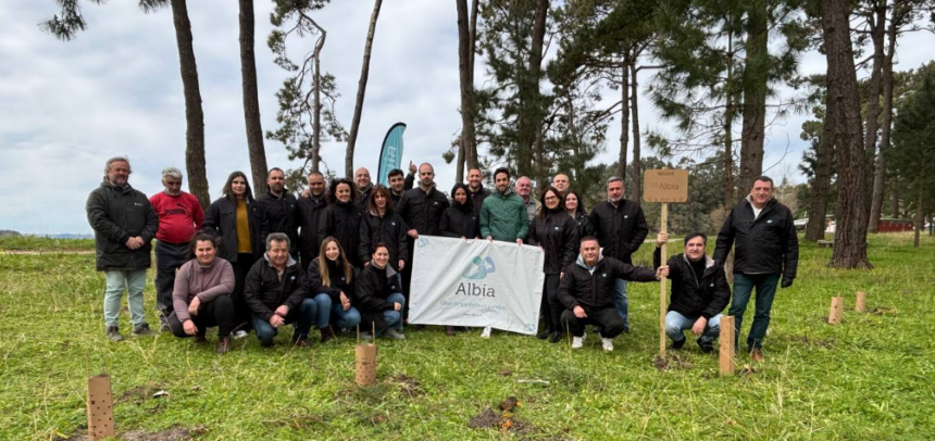 Grupo Albia y Bosquia en bosques de A Coruña