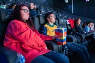 La tecnología de LG Miraclass acerca el cine a niños con TEA en una jornada especial