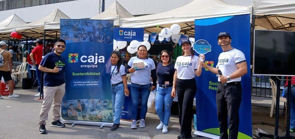 Caja Arequipa capacita a más de 1500 personas en feria de Semana del Ahorro