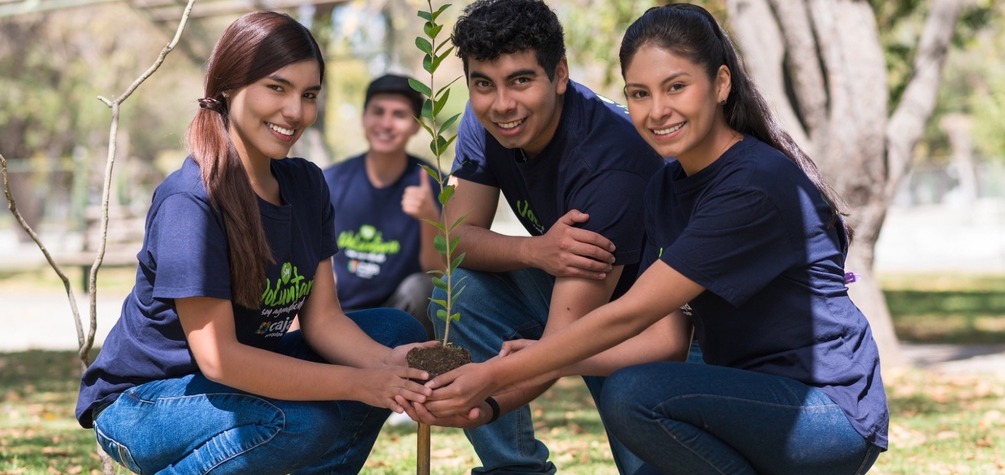 Caja Arequipa fortalece su compromiso ambiental con acciones concretas por el cuidado de la Tierra