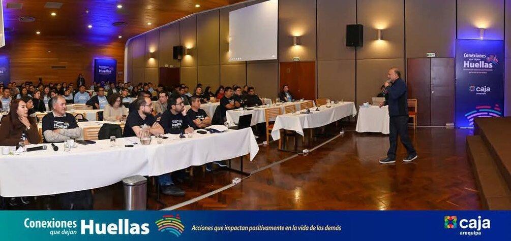 Caja Arequipa realiza taller de negocios en el Sur del Perú