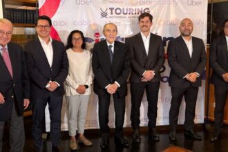 El Touring y empresas de aplicaciones de movilidad urbana se unen para promover la seguridad vial