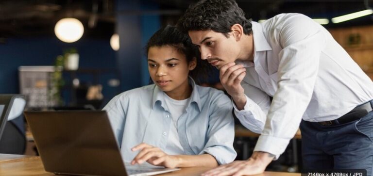 La seguridad laboral en la era digital: cinco formas de prevenir los riesgos en el trabajo