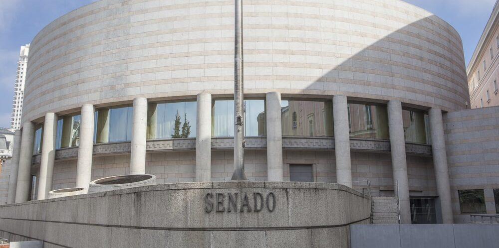 Edificio del Senado de España junto a Plaza España, Madrid - COCEMFE