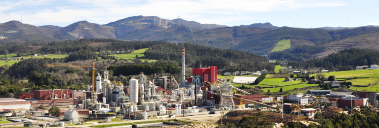 Biofábrica de Ence en Navia