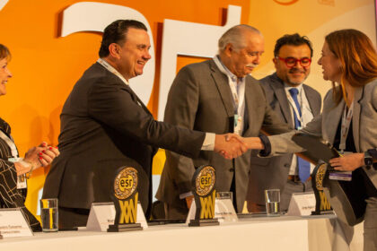Cemefi celebró los 25 años del Distintivo ESR