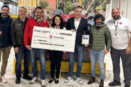 Entrega de la donación de Fnac España a Cruz Roja Española en Madrid