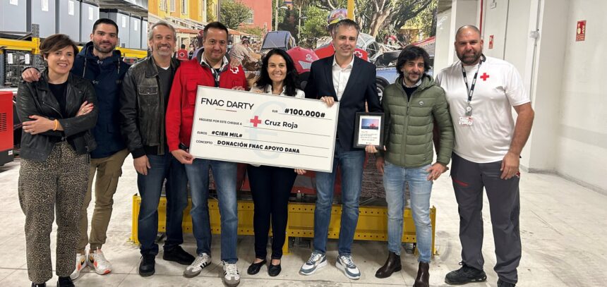 Entrega de la donación de Fnac España a Cruz Roja Española en Madrid