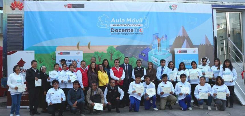 Huawei inaugura aula móvil para la alfabetización digital en zonas rurales del Perú