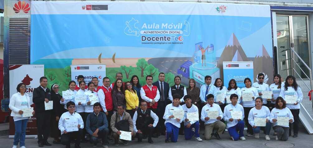 Huawei inaugura aula móvil para la alfabetización digital en zonas rurales del Perú