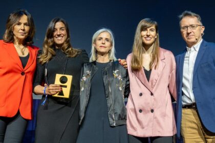 Equipo de la División de Comunicación y Relaciones Externas de Mediaset España junto a Renato del Bino, CEO de Nort3.. - Premios El Chupete