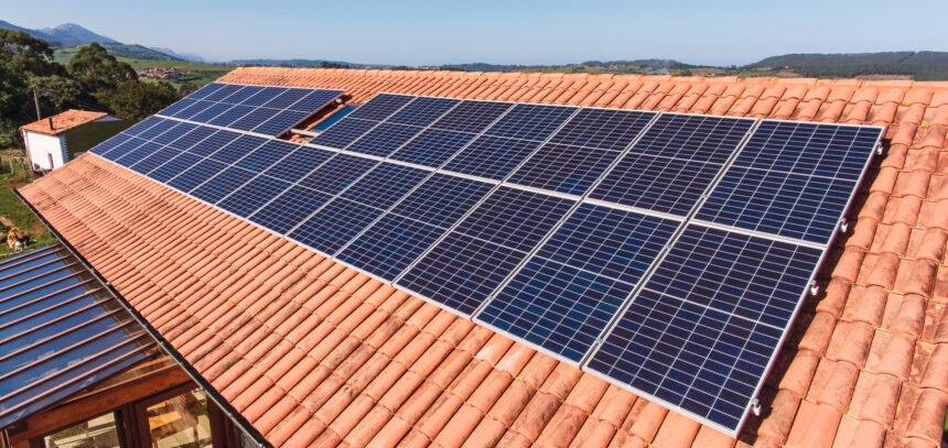 Instalación de autoconsumo energético con Feníe Energía