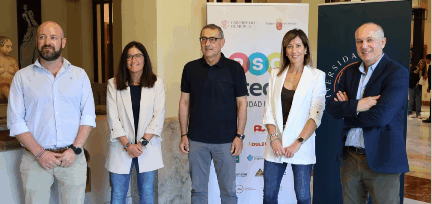 La firma del convenio de colaboración se celebró en el Edificio de Convalecencia de Murcia