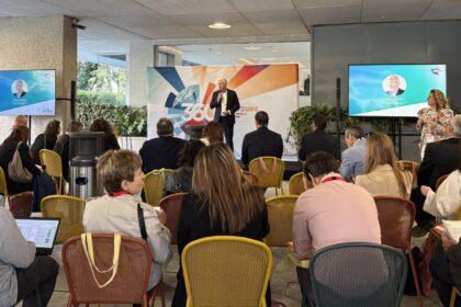 El CEO para los Países Mediterráneos de Saint-Gobain, Jean-Luc Gardaz, inauguraba la jornada en la sede de Madrid