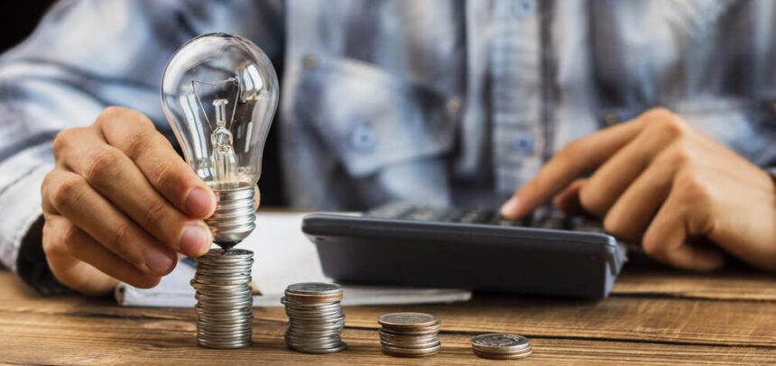 Conoce cómo varía el consumo eléctrico según la temporada y qué hacer para evitar sorpresas en tu recibo