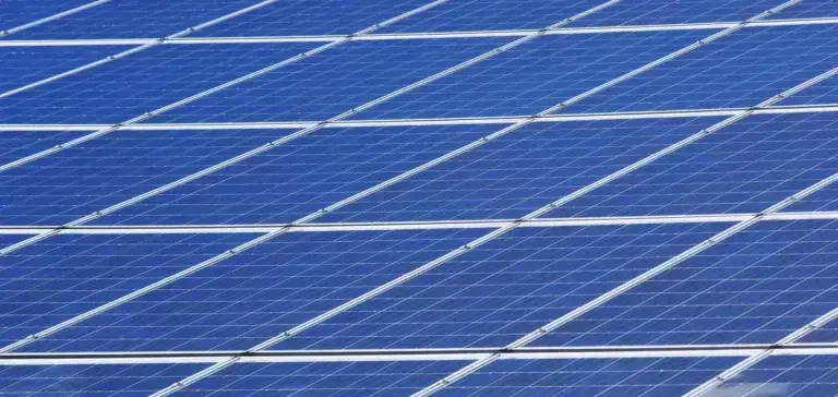 Energías limpias y renovables / Copyright: ADEL Sierra Norte