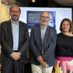 Dra. Clara Esteban, directora médica de DONTE GROUP; Javier Martín Ocaña, CEO de DONTE GROUP;Alberto Montero Soler, Profesor de Economía Aplicada de la Universidad de Málaga autor del informe; María José Abraham, directora general de la Fundación Edad & Vida; José Luis Fernández Santillana, presidente de la Confederación Española de Organizaciones de Mayores (CEOMA).