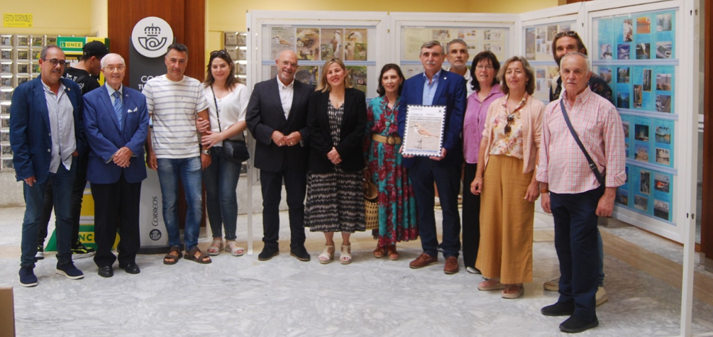 Exposición filatélica en la oficina de Correos de Plaza Topete