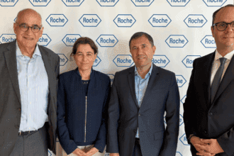 Federico Plaza (Roche Farma), Sara Gómez (Roche Informatics), Juan Fernando Muñoz (Ministerio de Sanidad) y Patrick Wallach (Roche Farma)