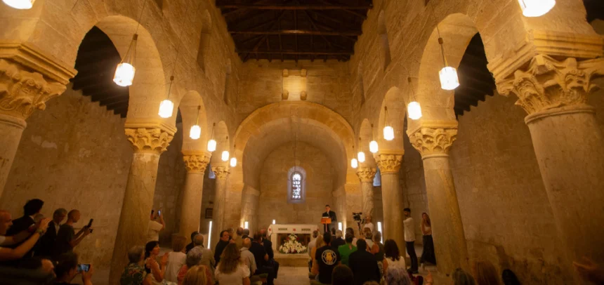 San Juan de Baños, la iglesia en pie más antigua de España, brilla gracias a la Fundación Iberdrola