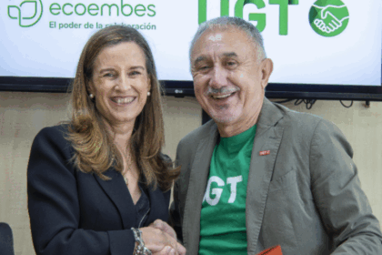 Rosa Trigo, consejera delegada de Ecoembes, y Pepe Álvarez, secretario general de UGT