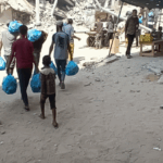 Reparto de alimentos en Gaza