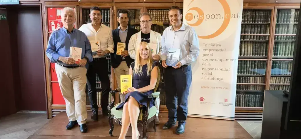 Marcos González, Presidente Editor y Fundador de Corresponsables junto a otros líderes de la RSE y la Comunicación Responsable en el encuentro impulsado por Respon.cat